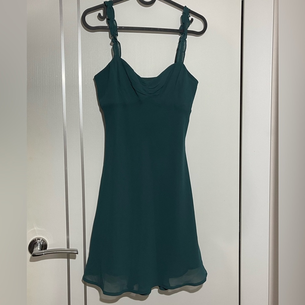 Pretty green dress